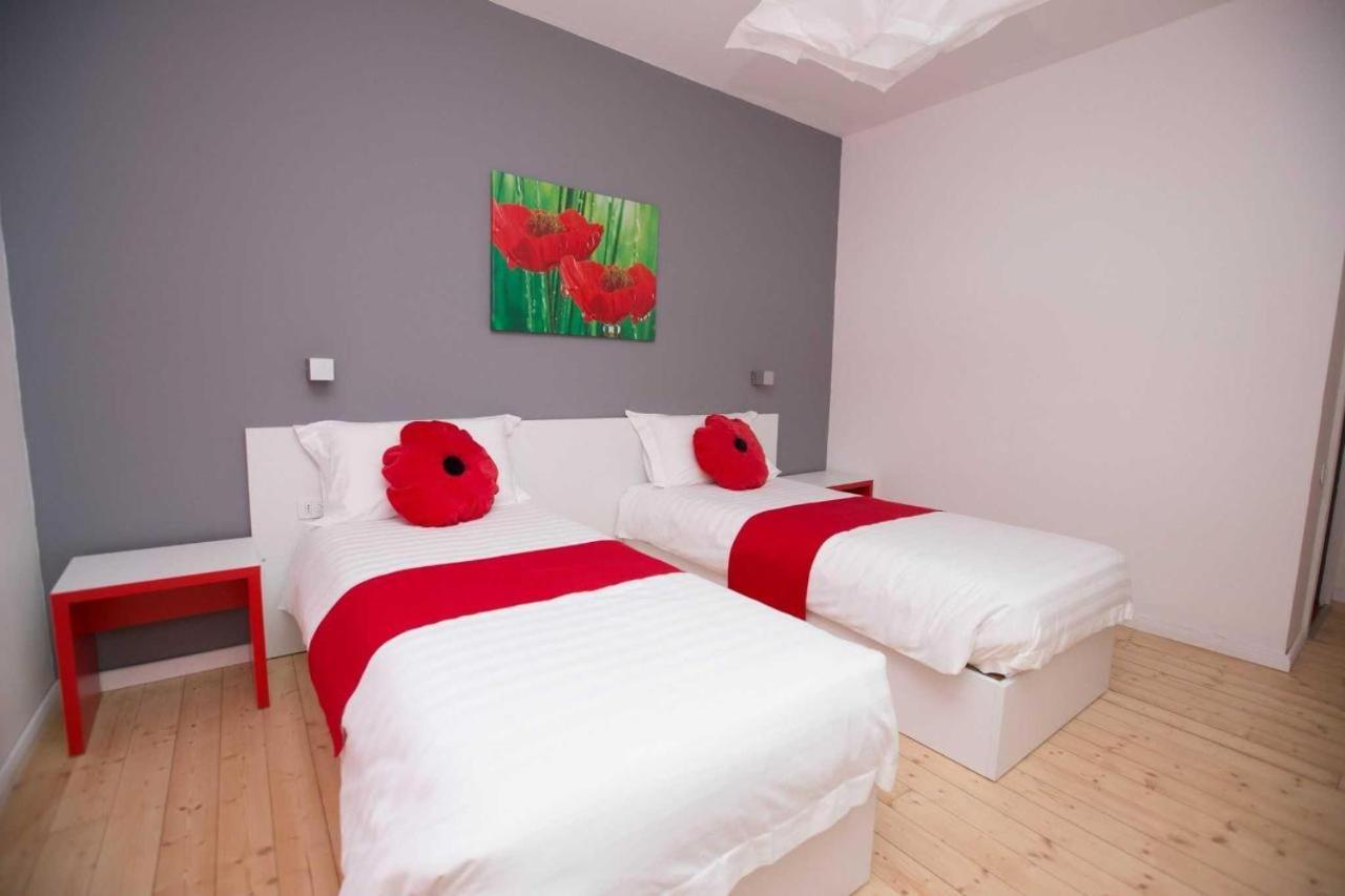 Hotel Rimini Tirana Esterno foto