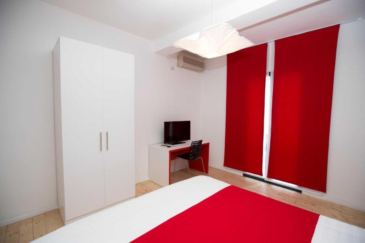 Hotel Rimini Tirana Esterno foto