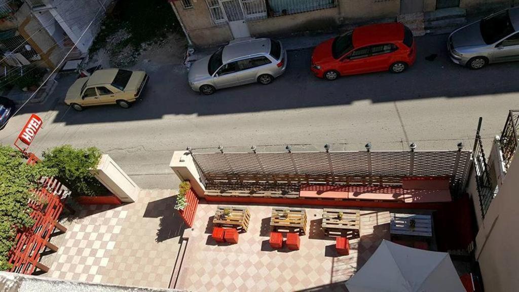 Hotel Rimini Tirana Esterno foto