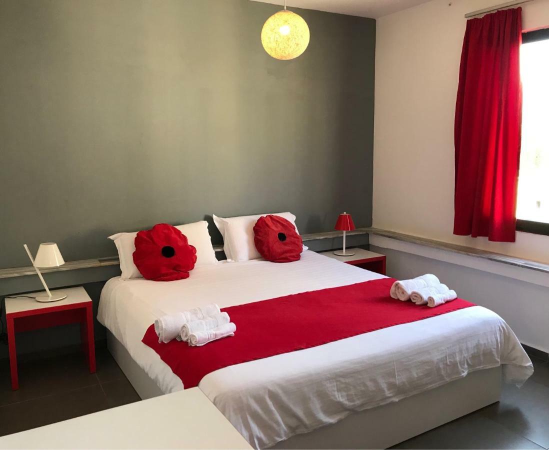 Hotel Rimini Tirana Esterno foto