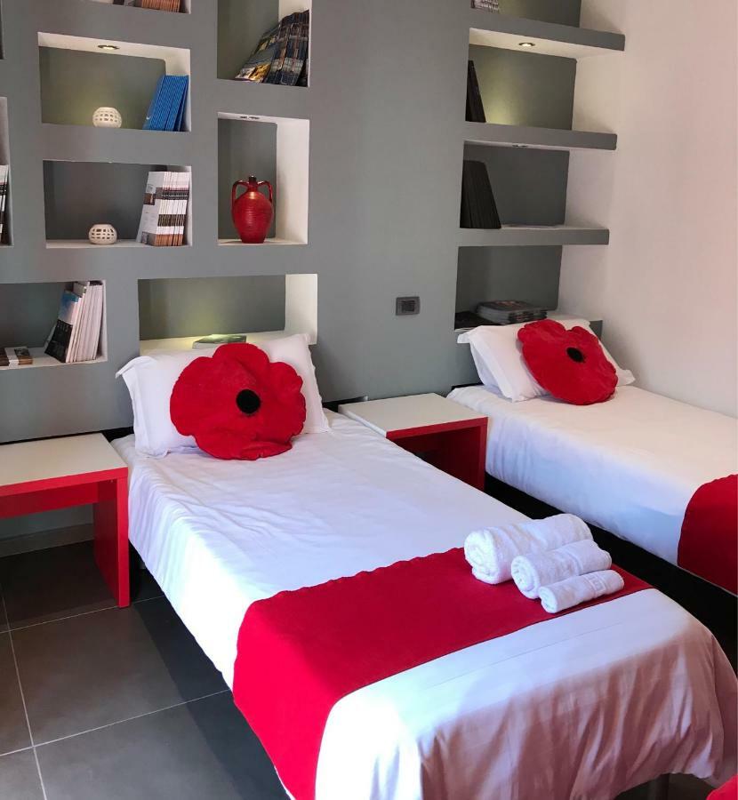 Hotel Rimini Tirana Esterno foto